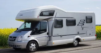 camper-2260094_1280 (1)
