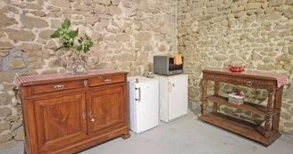 Le gite du Sabotier à Saint Laurent Les Eglises - Nouvelle Aquitaine - salle en option_35