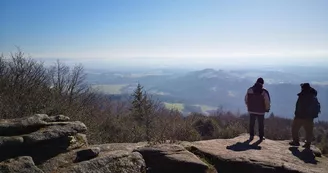 panorama de la Pierre Branlante à 15 km_50