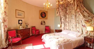 Château de Bort à Saint Priest Taurion en Haute-Vienne (Nouvelle Aquitaine)- La Suite de la Tour_13 Château de Bort à Saint Priest Taurion en Haute-Vienne (Nouvelle Aquitaine)- La Suite de la Tour_13