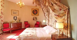 Château de Bort à Saint Priest Taurion en Haute-Vienne (Nouvelle Aquitaine)- La Suite de la Tour_33 Château de Bort à Saint Priest Taurion en Haute-Vienne (Nouvelle Aquitaine)- La Suite de la Tour_33