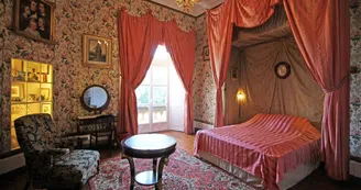 Château de Bort à Saint Priest Taurion en Haute-Vienne (Nouvelle Aquitaine)- Chambre des îles_7 Château de Bort à Saint Priest Taurion en Haute-Vienne (Nouvelle Aquitaine)- Chambre des îles_7