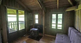 Cabane du "Vieux Huraud" à Saint Sylvestre en Haute-Vienne (Nouvelle Aquitaine) - petite cabane_16