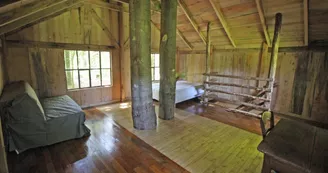 Cabane du "Vieux Huraud" à Saint Sylvestre en Haute-Vienne (Nouvelle Aquitaine) - grande cabane_11