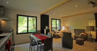 Gîte "3 ânes et un moulin" à Bessines sur Gartempe en Haute-Vienne (Nouvelle Aquitaine) - salon_4 Gîte "3 ânes et un moulin" à Bessines sur Gartempe en Haute-Vienne (Nouvelle Aquitaine) - salon_4