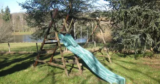 Gîte de La Faye à Compreignac en Haute-Vienne (Limousin en Nouvelle Aquitaine) - Jeux pour enfants_27