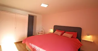 Chez Marie-Louise, gîte à Fromental en Haute-Vienne (Nouvelle Aquitaine)- salle d'eau au rez-de-chaussée_17 Chez Marie-Louise, gîte à Fromental en Haute-Vienne (Nouvelle Aquitaine)- salle d'eau au rez-de-chaussée_17