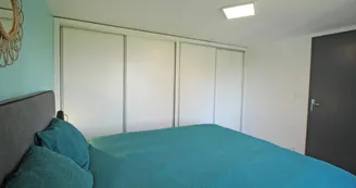 Chez Marie-Louise, gîte à Fromental en Haute-Vienne (Nouvelle Aquitaine)- salle d'eau au rez-de-chaussée_29