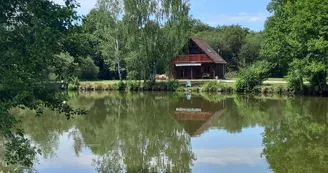 le chalet limousin, vue de l'étang