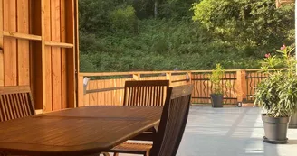 L'abri sur la terrase L'abri sur la terrase