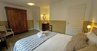 Les Granges du Tais à Ambazac en Haute-Vienne (Nouvelle Aquitaine) - chambre 4_50 Les Granges du Tais à Ambazac en Haute-Vienne (Nouvelle Aquitaine) - chambre 4_50