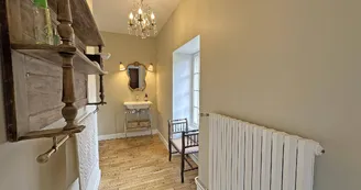 Les Granges du Tais à Ambazac en Haute-Vienne (Nouvelle Aquitaine) - chambre 3 avec salle d'eau et WC indépendant_44 Les Granges du Tais à Ambazac en Haute-Vienne (Nouvelle Aquitaine) - chambre 3 avec salle d'eau et WC indépendant_44