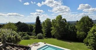 Les Granges du Tais à Ambazac en Haute-Vienne (Nouvelle Aquitaine) - Espace piscine_3 Les Granges du Tais à Ambazac en Haute-Vienne (Nouvelle Aquitaine) - Espace piscine_3