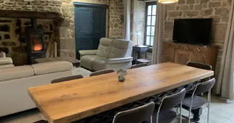 Vacances-au-lac-de-saint-pardoux-haure-vienne-gite-14-personnes Vacances-au-lac-de-saint-pardoux-haure-vienne-gite-14-personnes