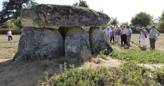 BRUEILAUFA Dolmen de la Betoule BRUEILAUFA Dolmen de la Betoule